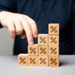 Climb to higher interest rates. High income on deposits. Financial planning.