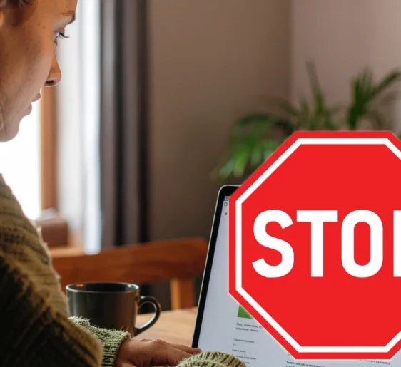 Featured image for Stop Using AI to Write blog Until You Read This Article